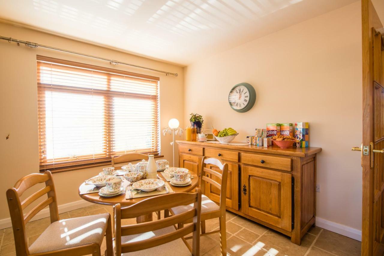 Bed and Breakfast Y Grange Llanfihangel-y-Creuddyn Экстерьер фото